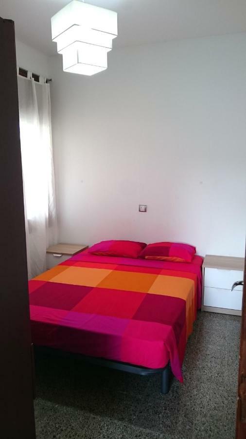 Apartamentos Juan Jose Lloret de Mar Bagian luar foto