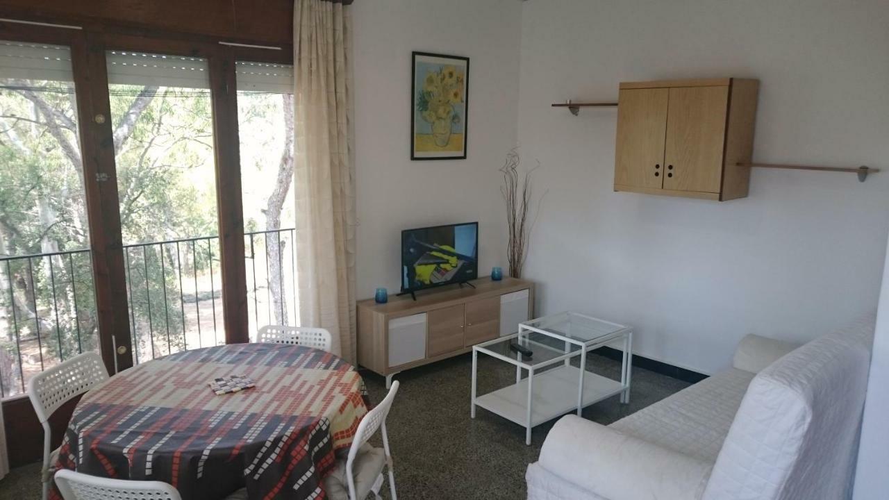 Apartamentos Juan Jose Lloret de Mar Bagian luar foto
